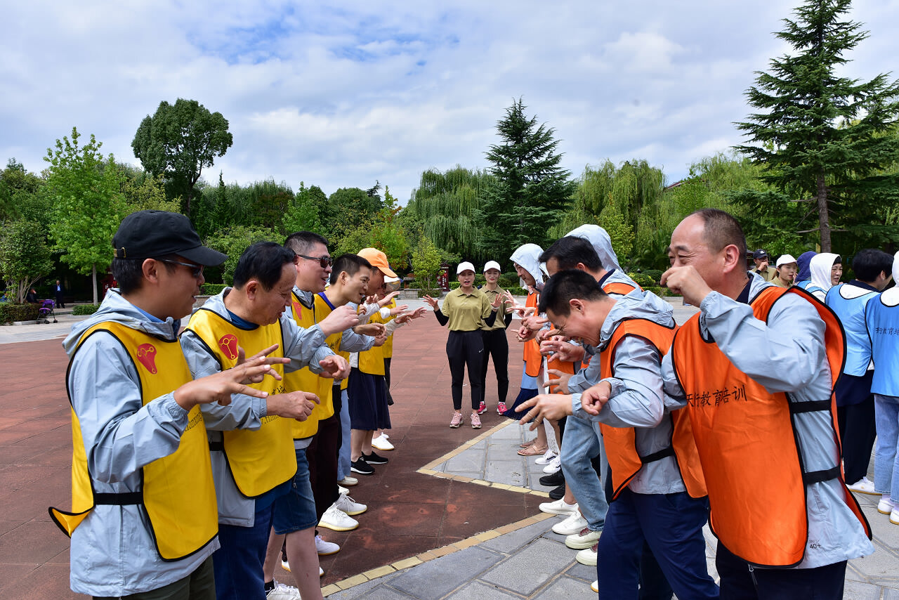 麗江大研古城定向尋寶拓展訓練