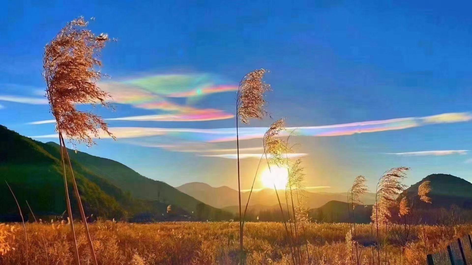 麗江天空七彩祥云驚艷來襲，你許愿了嗎？
