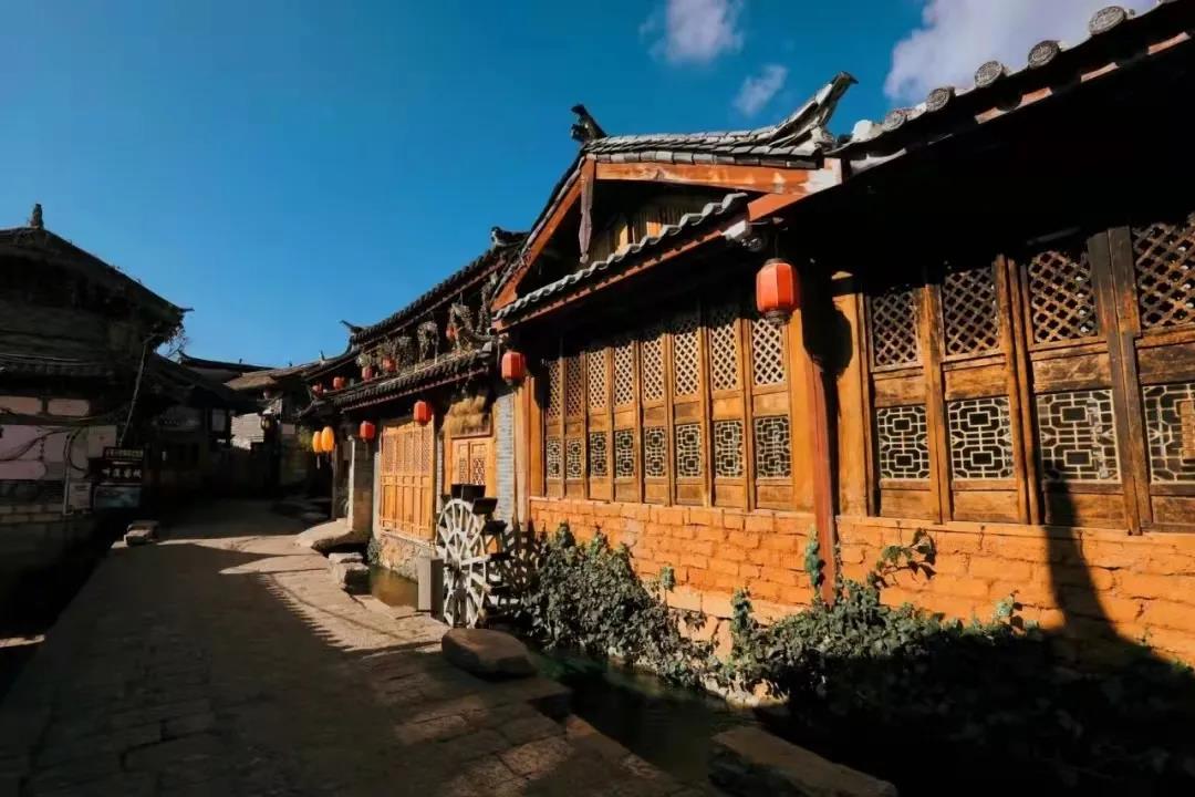 來束河古鎮，住一住，喝喝茶，收收心