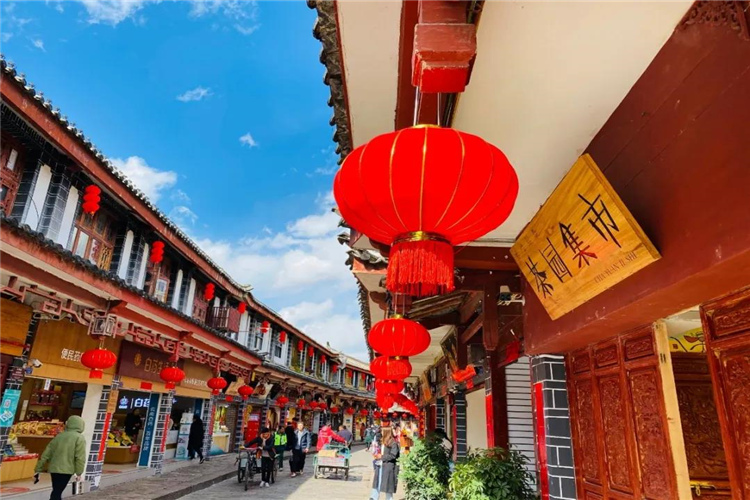 春暖花開麗江歡迎您，趁著春日正好，來一場古鎮之旅！