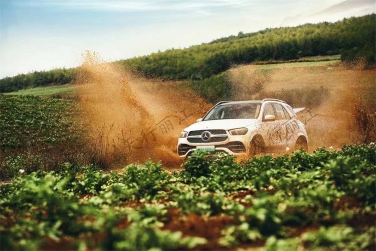 梅賽德斯奔馳2021創造者之旅