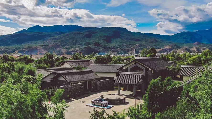 梅賽德斯奔馳2021創造者之旅