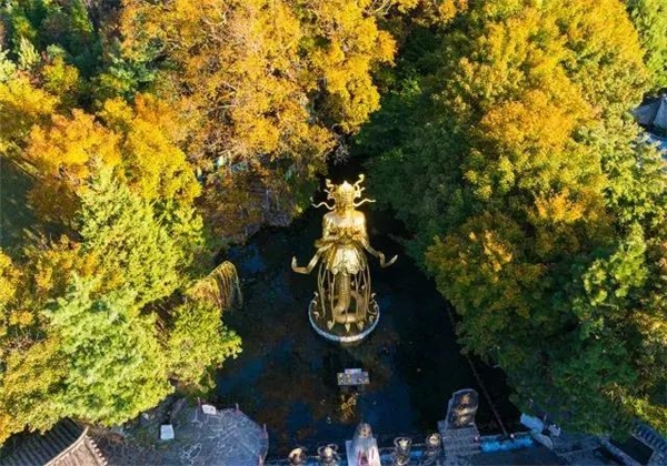 一樣的“雪山水”，不一樣的“麗江源”，這里是玉水寨！