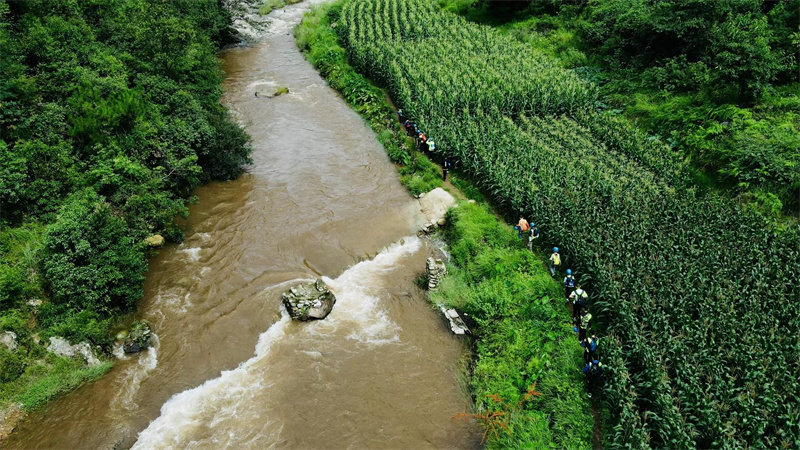 麗江石鼓鎮攀巖場