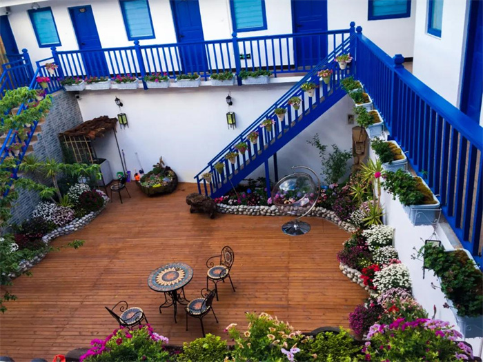 從麗江人的庭院里，窺見千年古鎮的人文奧秘