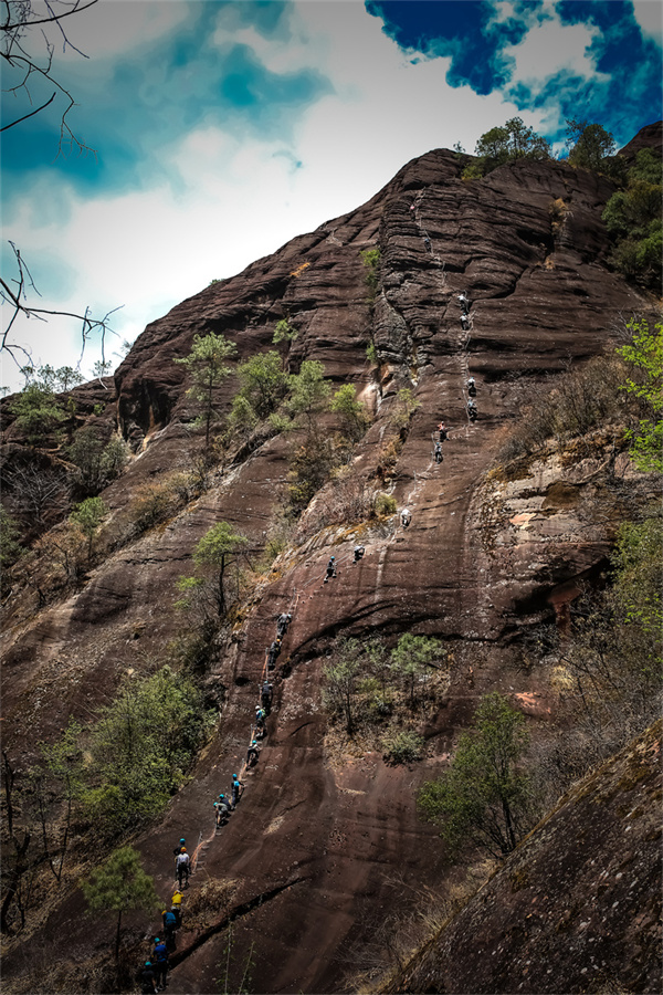 麗江黎明景區飛拉達