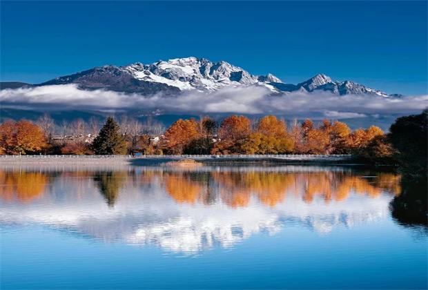 麗江旅行社 麗江旅行社