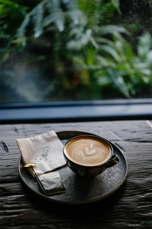 云南旅游,云南旅行社,云南團建公司,云南策劃公司,云南會議會展,云南活動執行,麗江旅游,麗江旅行社,麗江團建公司,麗江策劃公司,麗江會議會展,麗江活動執行：去麗江古城，喝一杯咖啡。